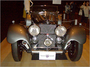 Jaguar SS100('37)photo by NOVAK